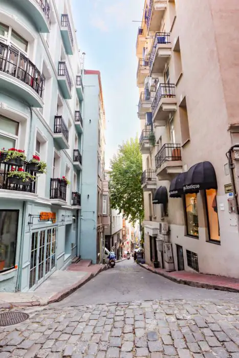 Best Areas To Stay In Istanbul Karakoy